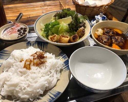 ブログ用写真　ベトナム料理